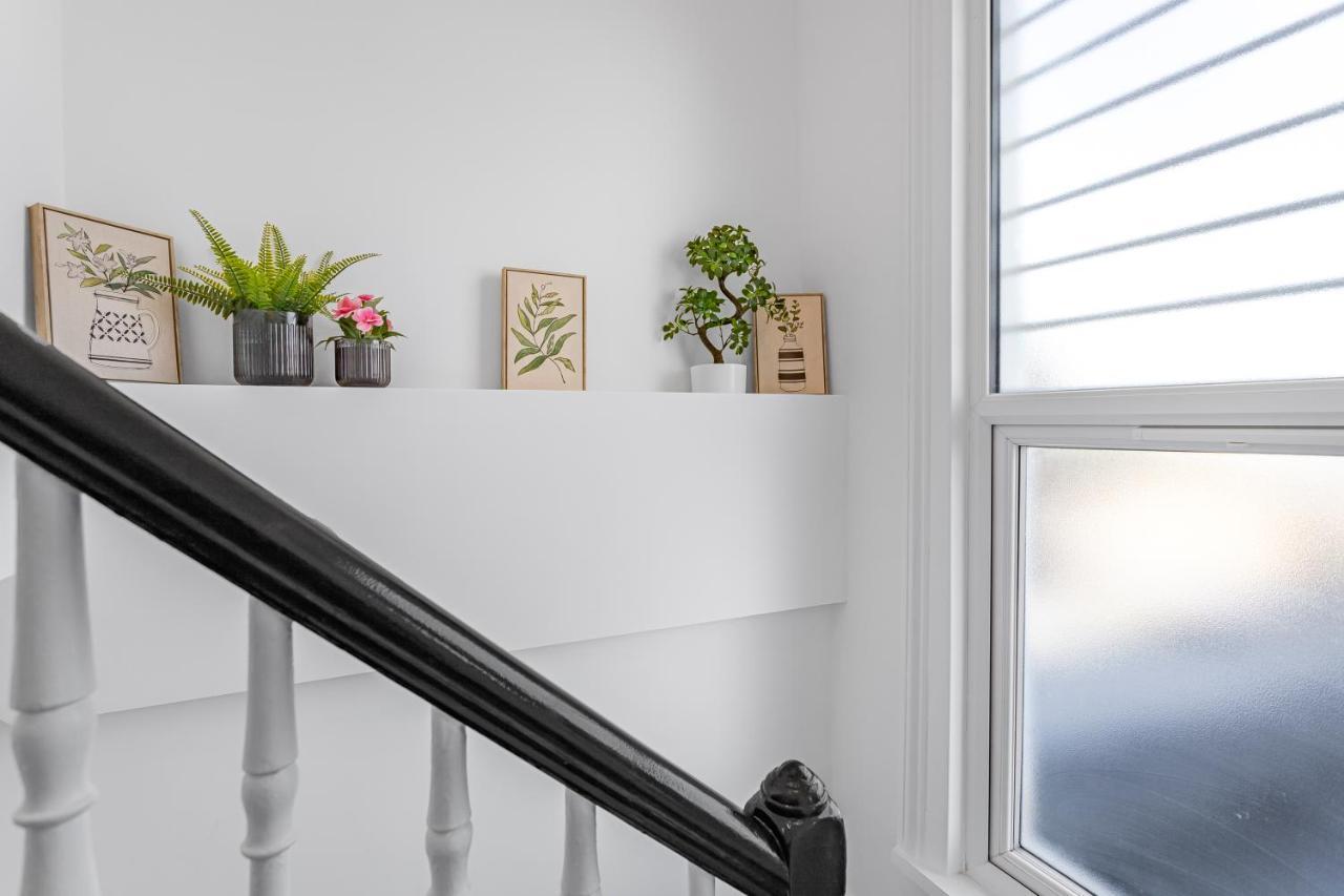 Modern 3 And 2 Bedroom Apartment In Maida Vale Лондон Екстер'єр фото