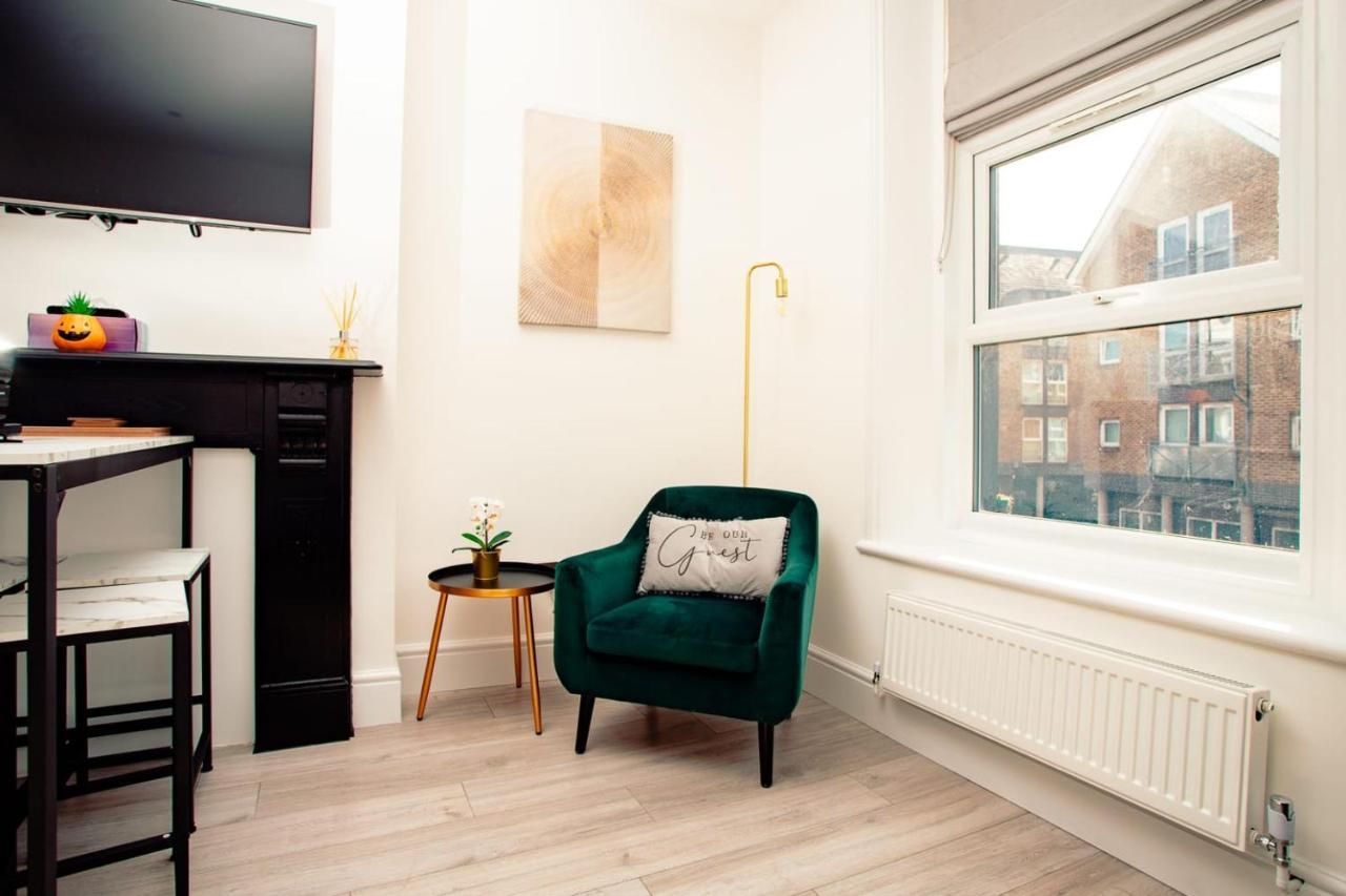 Modern 3 And 2 Bedroom Apartment In Maida Vale Лондон Екстер'єр фото